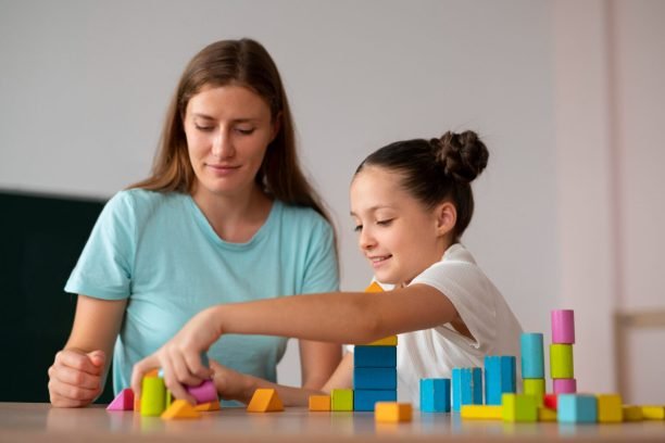 helping-girl-speech-therapy
